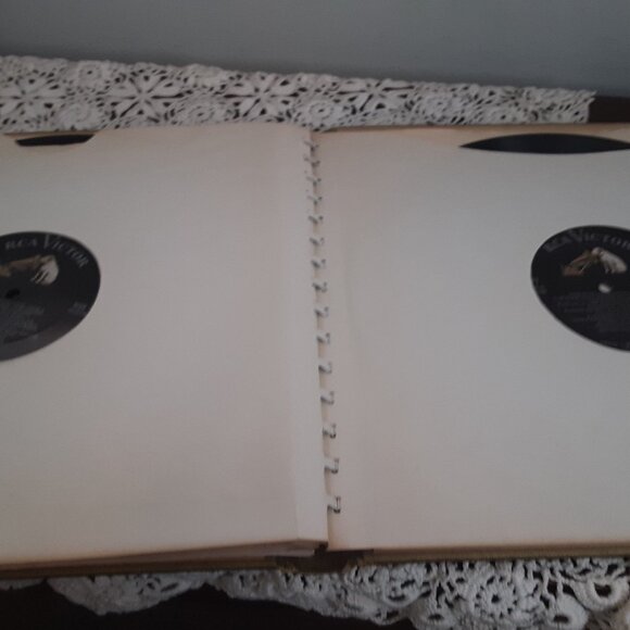 Glenn Miller - Limited Edition Numbered 5LP Binder Set - Volume 2 - Circa 1953 - Picture 5 of 7